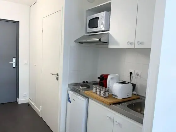 Comfort Apart Daire, Banyolu/Duşlu, Bahçe Manzaralı (Grand, calme et securisée)