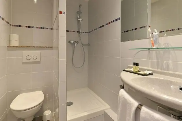 Büyük Yataklı Tek Kişilik Oda, Sigara İçilmez, Özel Banyo