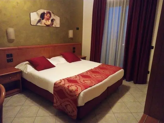Comfort Büyük Yataklı Tek Kişilik Oda, Balkon
