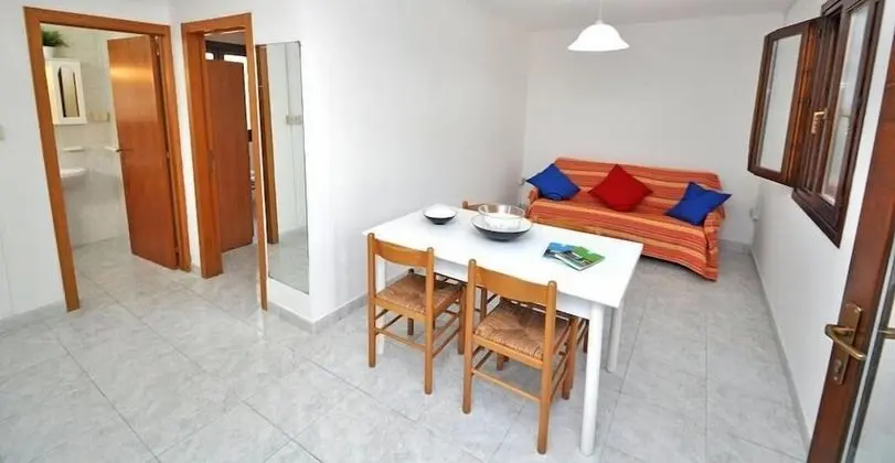 Basic Kır Evi, 1 Yatak Odası, Sigara İçilebilir, Bahçe Manzaralı