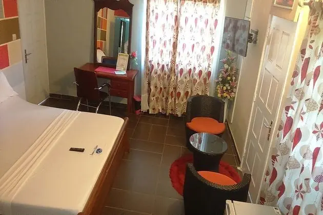 Süit, 1 Büyük (Queen) Boy Yatak, Sigara İçilmez
