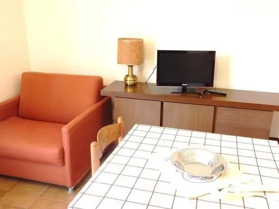 Apart Daire, Birden Çok Yatak, Sigara İçilmez