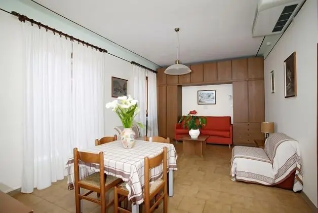 Apart Daire, Birden Çok Yatak, Sigara İçilmez