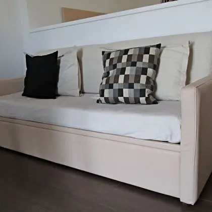 Superior Stüdyo, Balkon