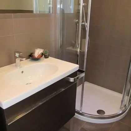 Superior Stüdyo, Balkon