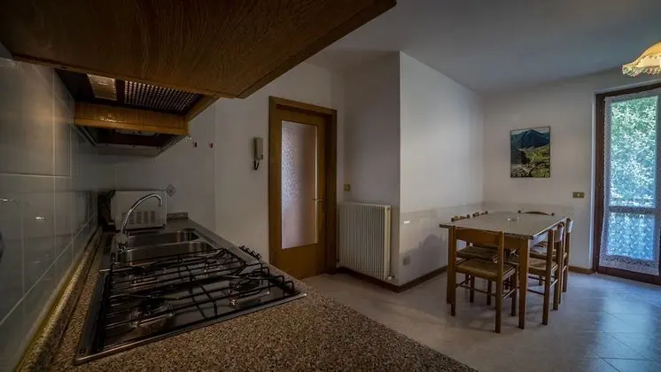 Apart Daire, 2 Yatak Odası, Balkon, Dağ Manzaralı