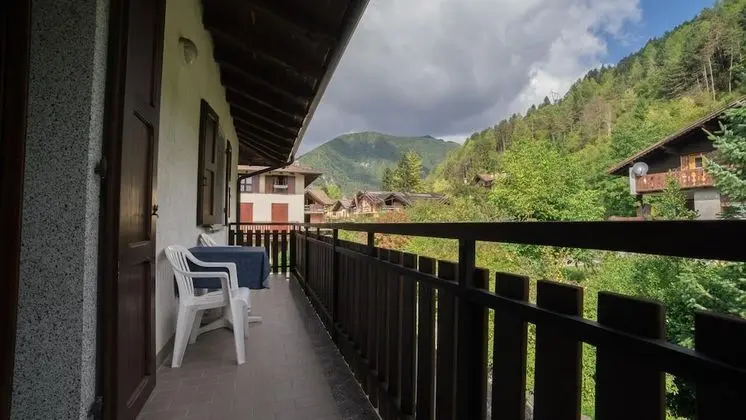 Apart Daire, 2 Yatak Odası, Balkon, Dağ Manzaralı