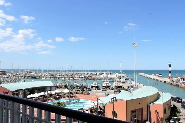 Panoramic Tek Büyük Yataklı Oda, 1 Yatak Odası, Balkon, Deniz Manzaralı