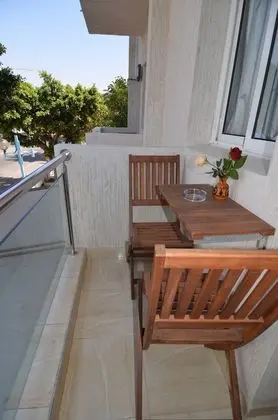 Stüdyo, Balkon