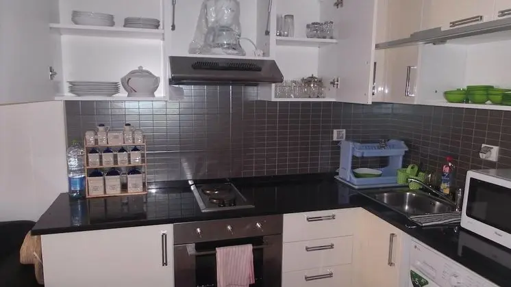 Luxury Apart Daire, Havuz Manzaralı