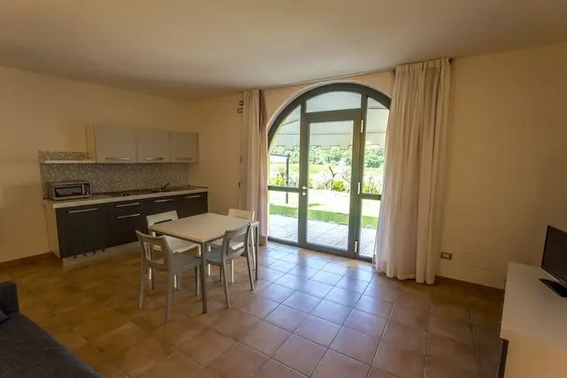 Apart Daire, 1 Yatak Odası, Üzüm Asması Manzaralı