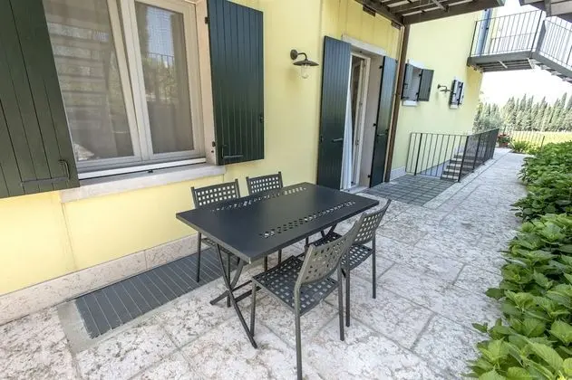 Apart Daire, 1 Yatak Odası, Üzüm Asması Manzaralı