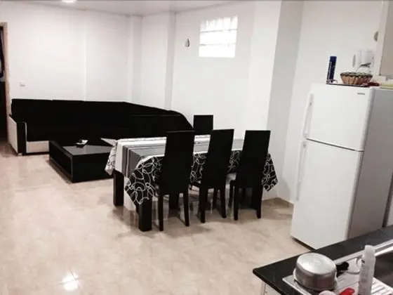 Apart Daire, 1 Yatak Odası, Küçük Mutfak