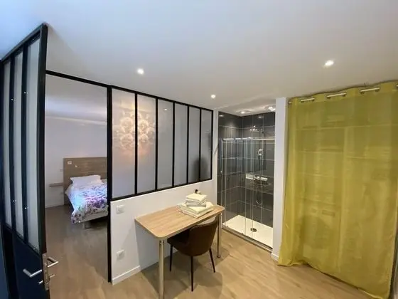 City Apart Daire, Banyolu/Duşlu, Şehir Manzaralı (Gaby)