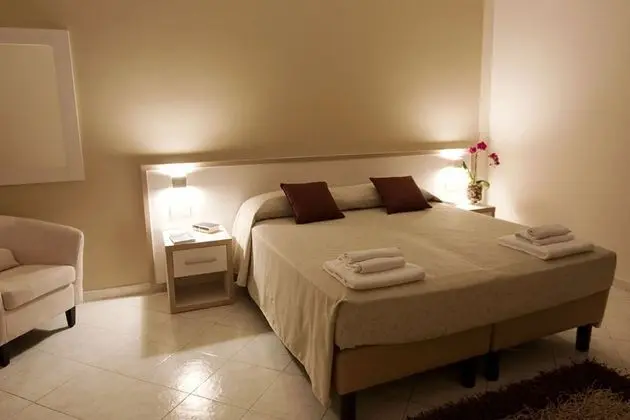 Comfort Tek Büyük veya İki Ayrı Yataklı Oda (stair access only)