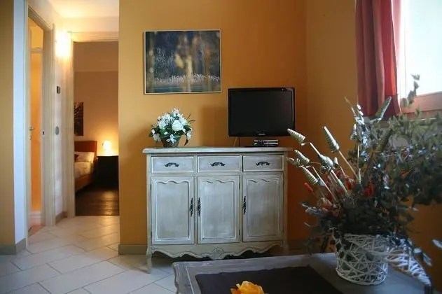 Luxury Apart Daire, 1 Yatak Odası, Göl Manzaralı, Havuz Kenarı