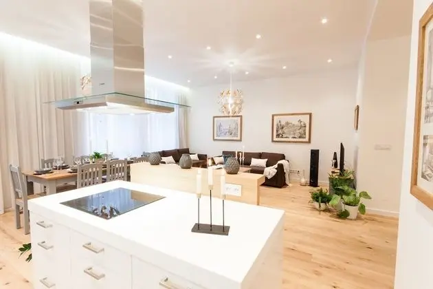 Apartment C 5-Bedroom