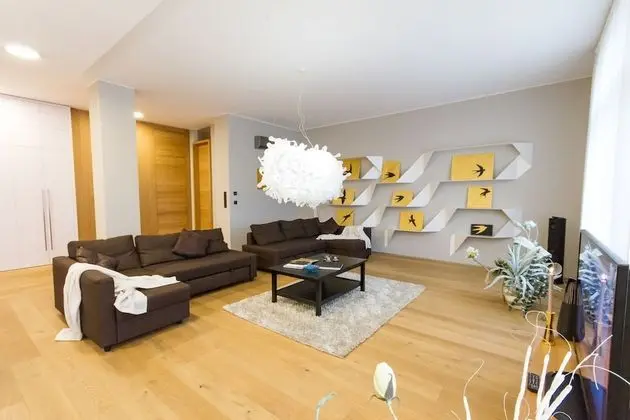 Apartment C 5-Bedroom