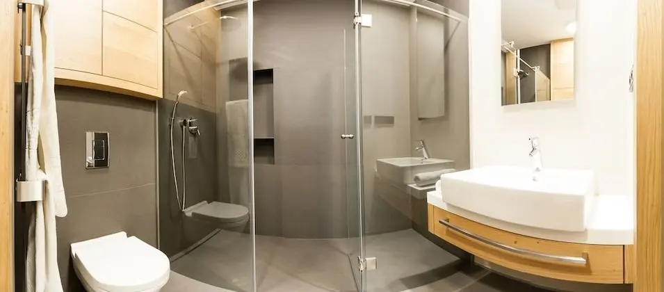 Apartment C 5-Bedroom