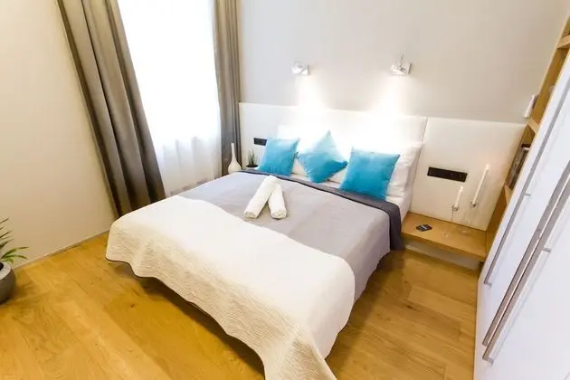 Apartment E 4-Berdoom