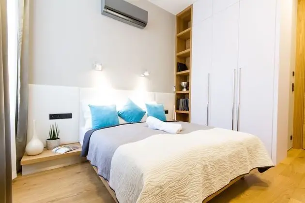 Apartment E 4-Berdoom