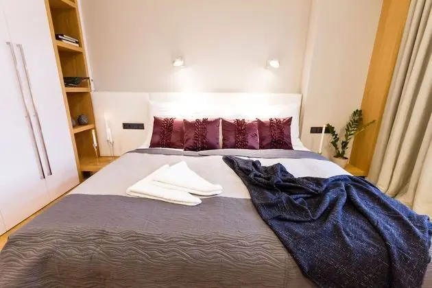 Apartment E 4-Berdoom