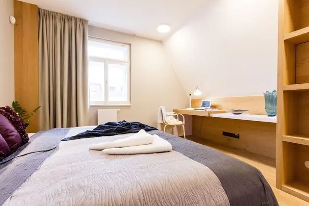 Apartment E 4-Berdoom