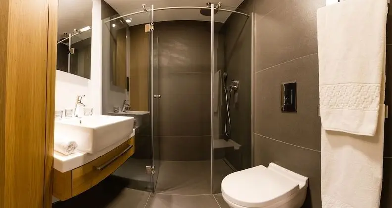 Apartment E 4-Berdoom