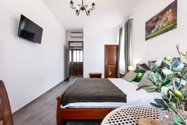 Tek Büyük Yataklı Oda (Persimmon)