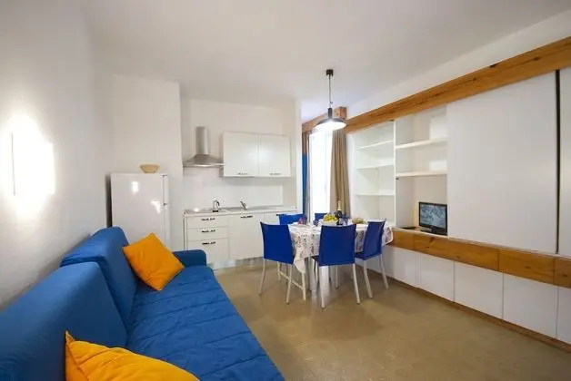 Apart Daire, 1 Çift Kişilik Yatak ve Çekyat