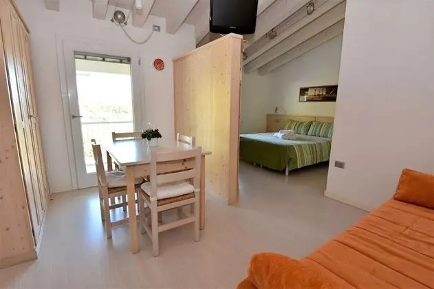 Superior Apart Daire, 1 Büyük (Queen) Boy Yatak ve Çekyat, Dağ Manzaralı