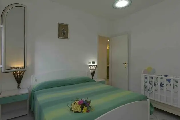 Apart Daire, 2 Yatak Odası, Bahçe Manzaralı (Apartment E)
