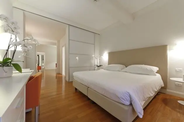 Junior Süit, 1 Yatak Odası, Özel Banyo, Avlu