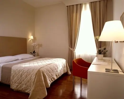 Junior Süit, 1 Yatak Odası, Özel Banyo, Avlu