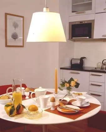 Junior Süit, 1 Yatak Odası, Özel Banyo, Avlu