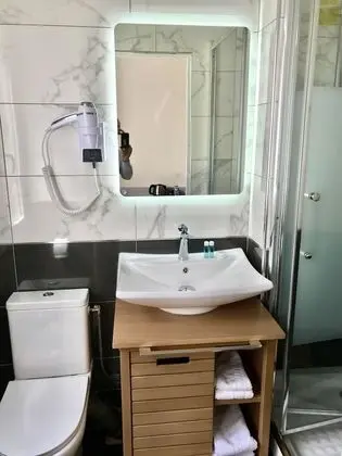Comfort Tek Büyük Yataklı Oda, Özel Banyo
