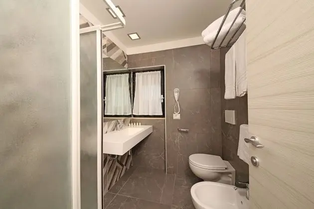 Deluxe Stüdyo (3 people)