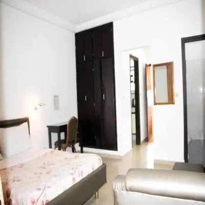 Stüdyo, Engellilere Uygun, Sigara İçilmez