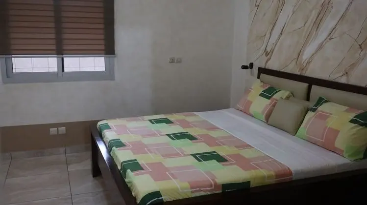 Stüdyo, Engellilere Uygun, Sigara İçilmez