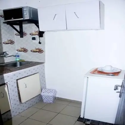 Stüdyo, Engellilere Uygun, Sigara İçilmez