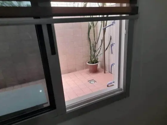 Stüdyo, Engellilere Uygun, Sigara İçilmez