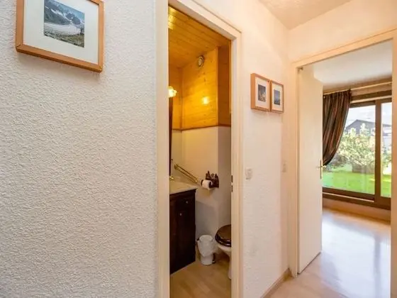 Apart Daire, Banyolu/Duşlu, Bahçe Manzaralı (avec Jardin Privé - 009)