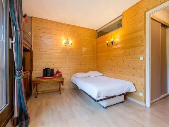 Apart Daire, Banyolu/Duşlu, Bahçe Manzaralı (avec Jardin Privé - 009)