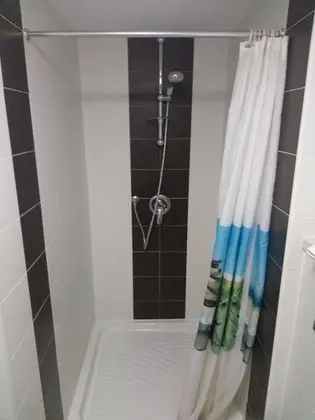 Tek Kişilik Oda, 1 Tek Kişilik Yatak