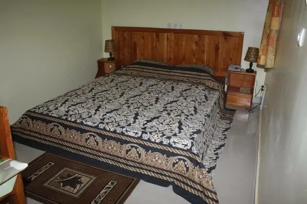 Tek Büyük Yataklı Oda, Sigara İçilmez