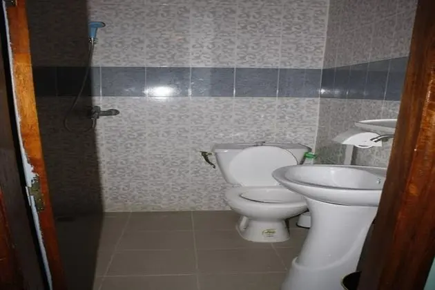 Tek Büyük Yataklı Oda, Sigara İçilmez