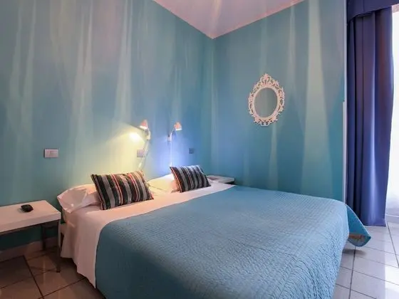 Camera Queen City View (kindly inform about arrival time)