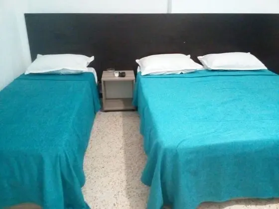 Üç Kişilik Oda