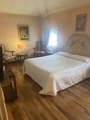 Tek Büyük Yataklı Oda