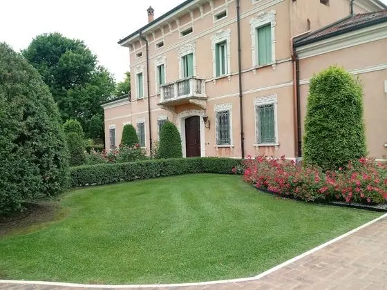 Standard Tek Büyük Yataklı Oda, Özel Banyo, Bahçe Manzaralı